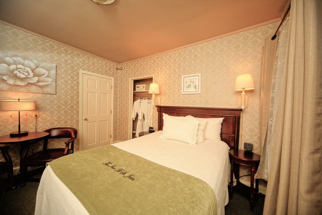 Double Room with External Private Bathroom,1038169870:JPEG