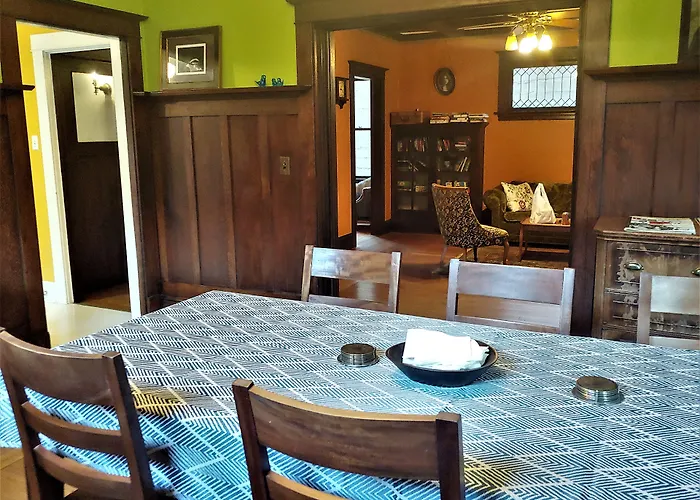 Bluebird Guesthouse
